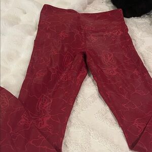 Vibrant Red Patterned Leggings
